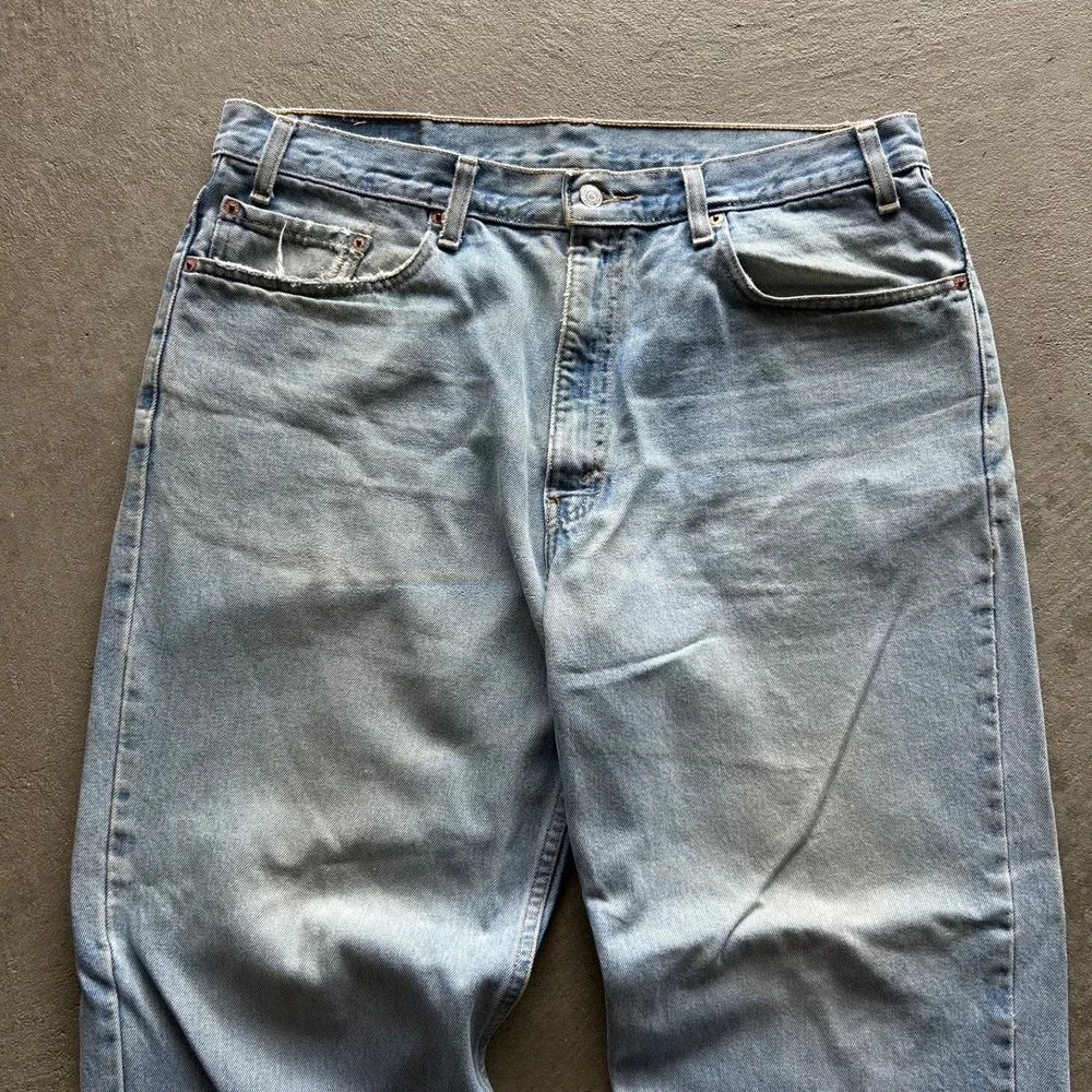 Vintage 90s Levis 550 Jeans Size 38x30 Blue Faded Light Wash Denim Relaxed Fit